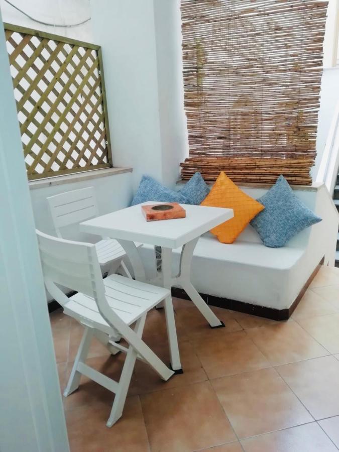 Studio In Pieno Centro Capri Extérieur photo